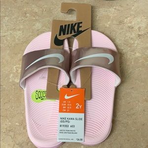 Nike Kawa sandals NWT